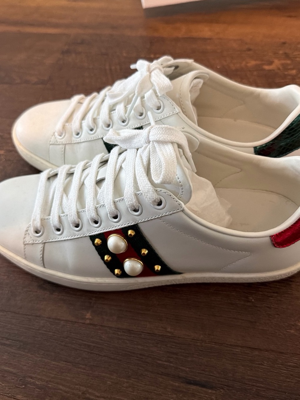 Gucci White Leather Sneakers with Pearl & Red-Green Stripe